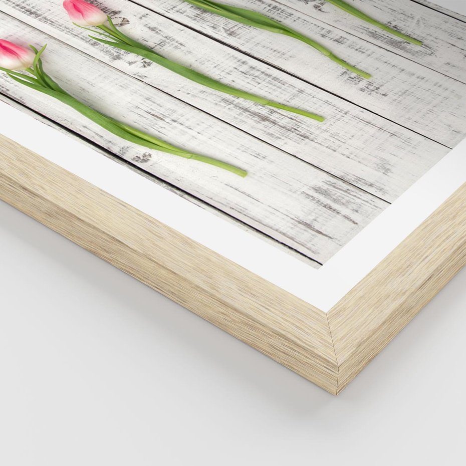 Plakat w ramie 50x70 - Kwintesencja Piękna - kwiaty, tulipany - rama drewno