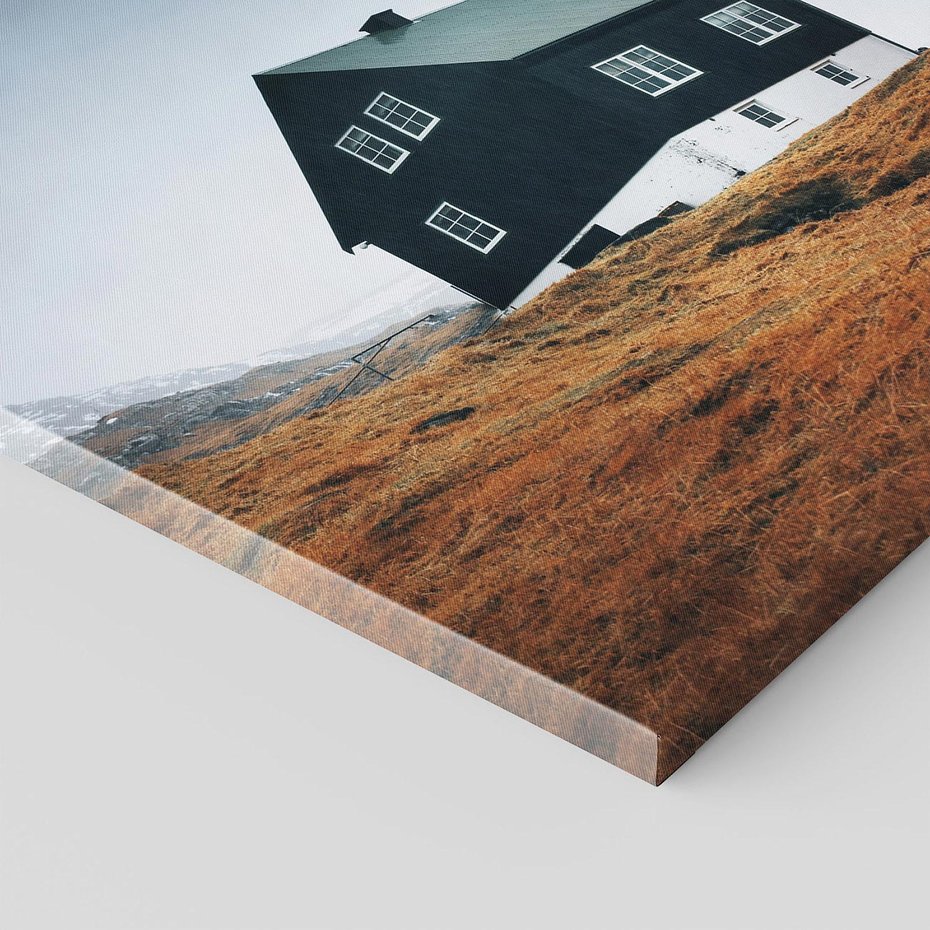 Obraz na płótnie 60x60 - Ciepło i Przytulność - skandynawski, domek