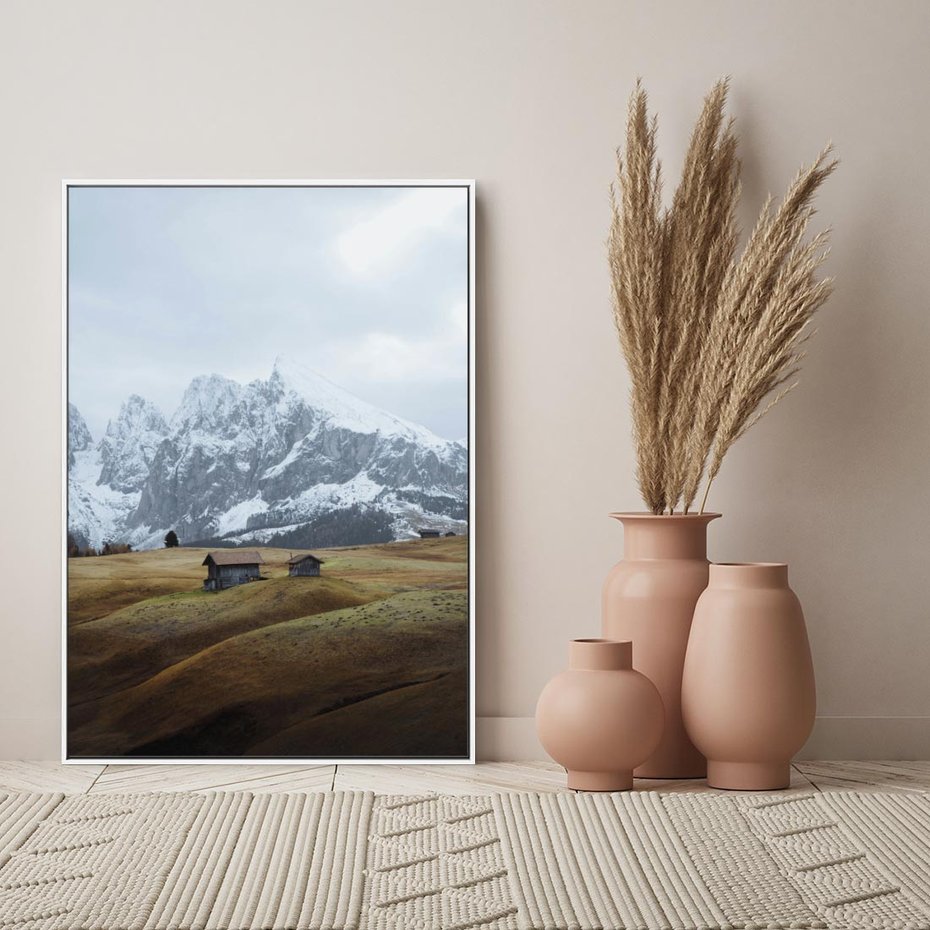 Obraz w ramie 50x70 - Odkryj Ich Urok - góry, skandynawia - rama biała