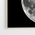 Obraz w ramie 100x70 - Księżycowa Aura - zdjęcie, ogromny księżyc na czarnym tle - rama drewno