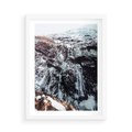 Plakat w ramie 50x70 - Góry w Białym Uroku: Zimowa Sceneria - górski krajobraz, zima - rama biała