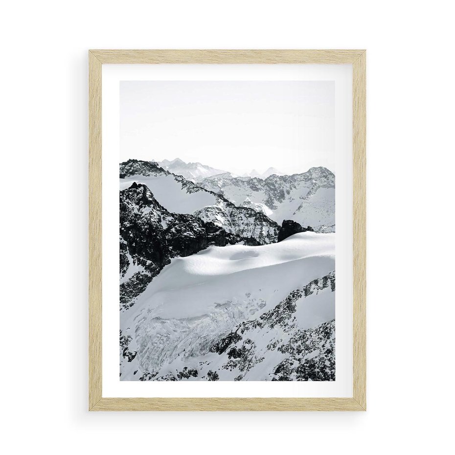 Plakat w ramie 50x70 - Biały Zimowy Pejzaż - góry w zimie, ośnieżone wysokie szczyty - rama drewno
