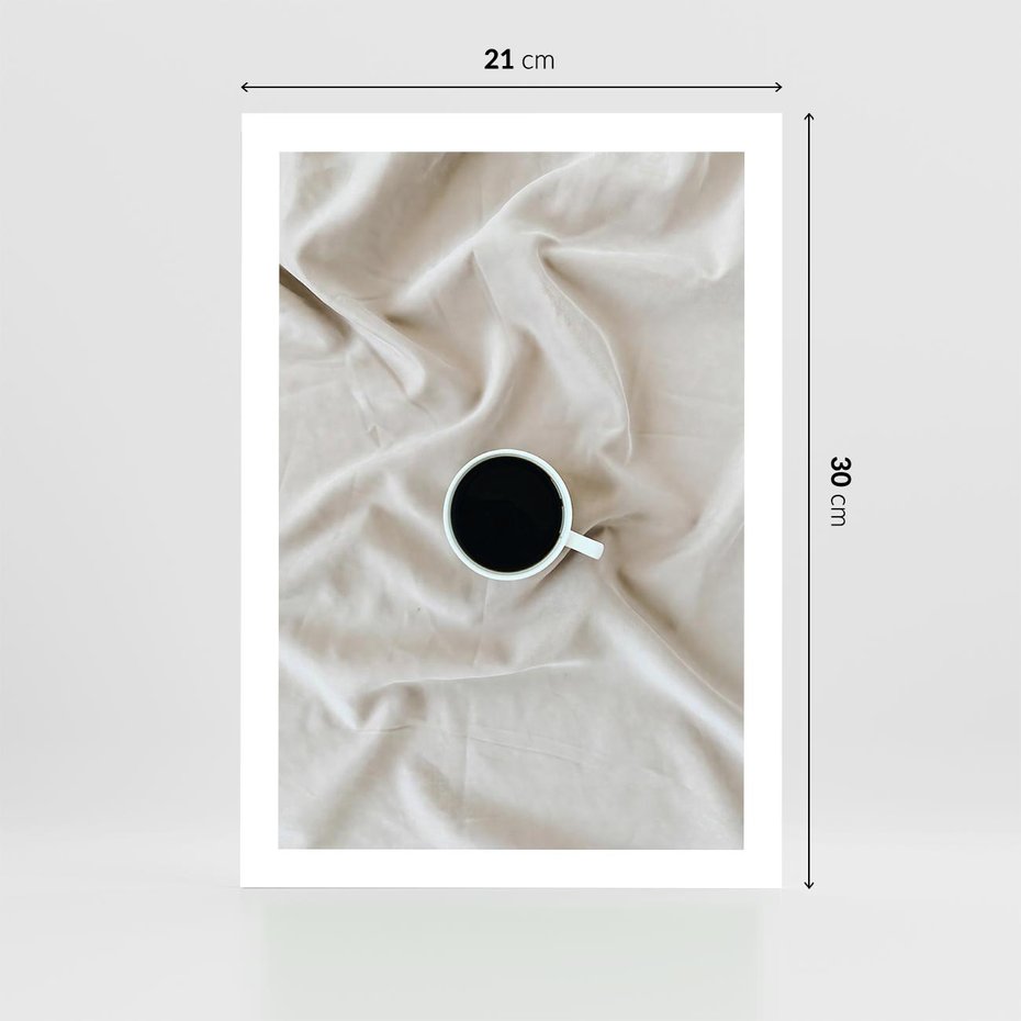 Plakat bez ramy 21x30 - Poranek z Kawą - kawa filiżanka w białej pościeli