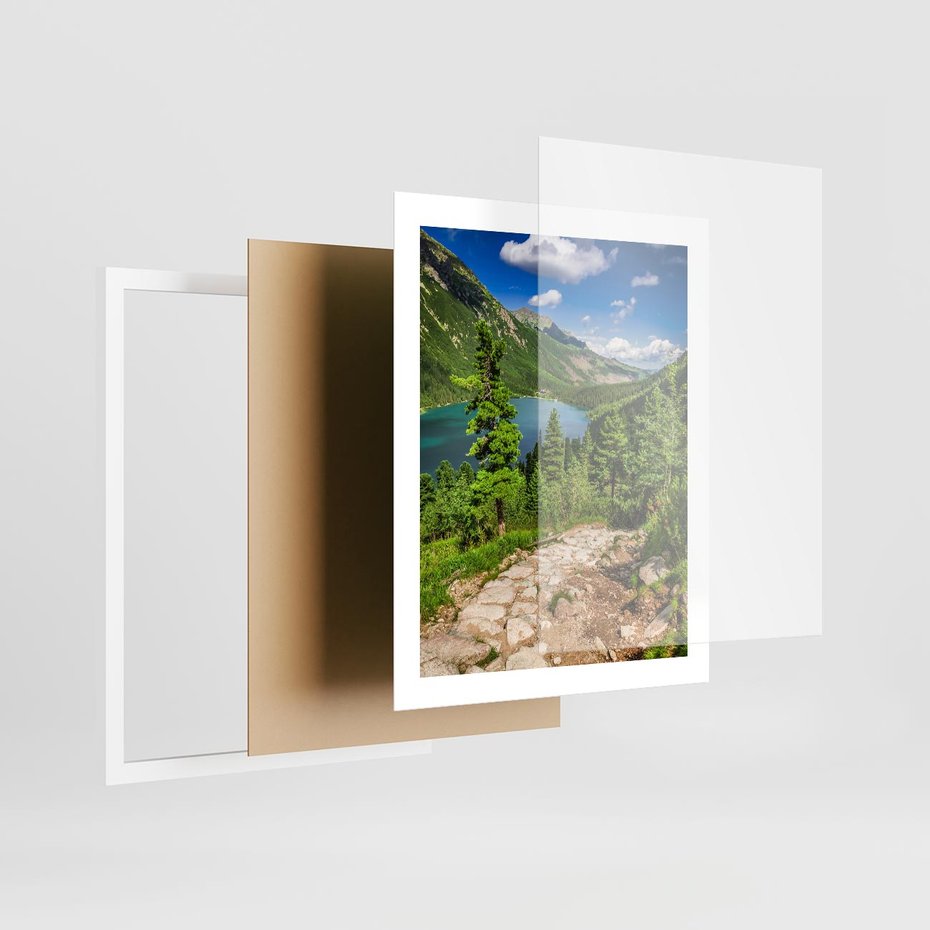 Plakat w ramie 40x50 - Jezioro górskie: harmonia natury - jezioro, góry - rama biała