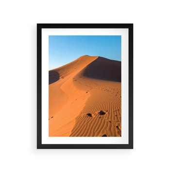 Plakat w ramie 40x50 - Piasek pustyni wędruje - pustynia, piasek - rama czarna