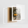 Plakat w ramie 40x50 - Tramwaj w Lizbonie - Lizbona, tramwaj - rama biała