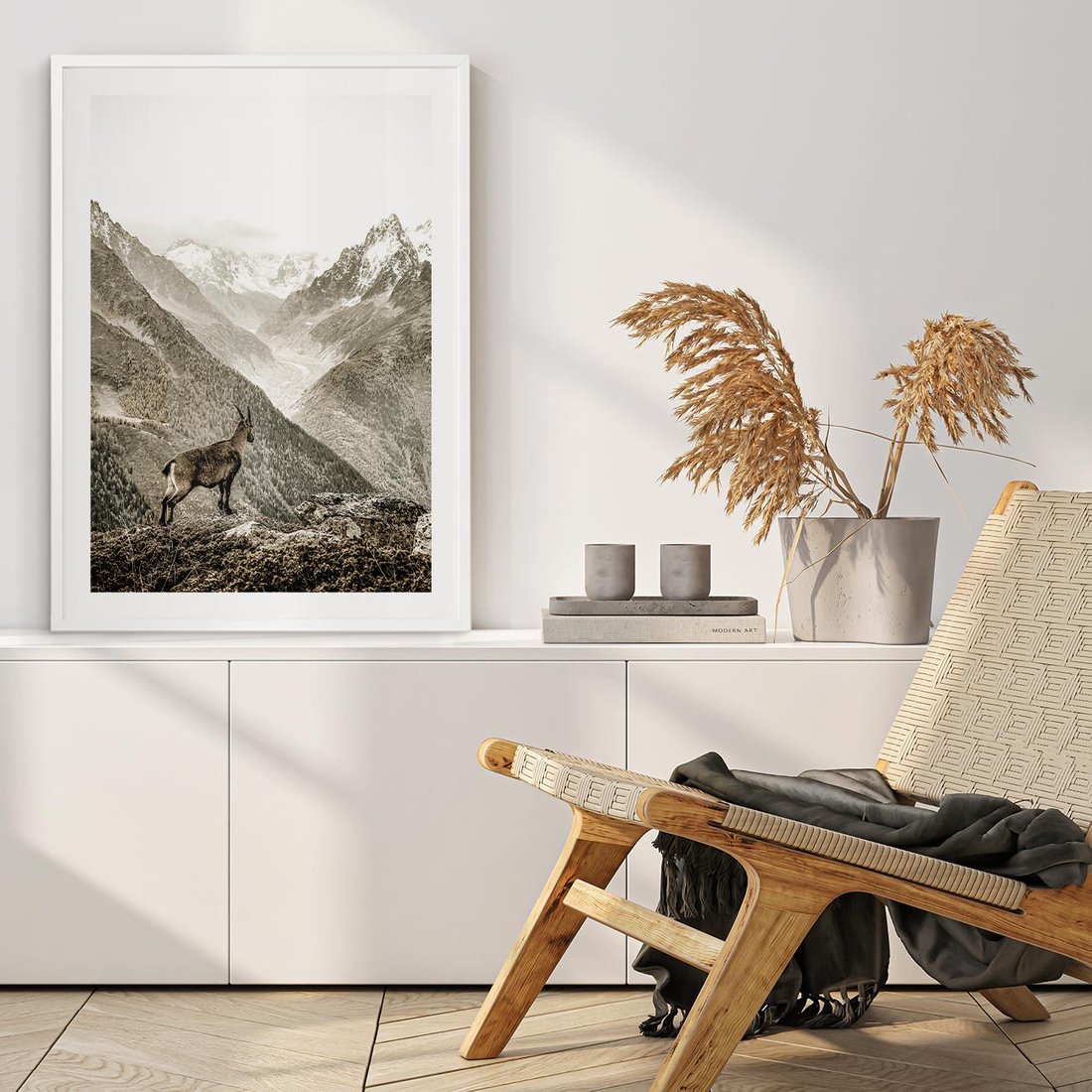 Plakat bez ramy 21x30 - Dzikie Piękno: Kozica w Malowniczym Górskim Scenerii - kozica, góry