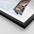 Plakat w ramie 30x40 - Spokój Górskiej Zimy - chatka w górach, domek górski - rama czarna