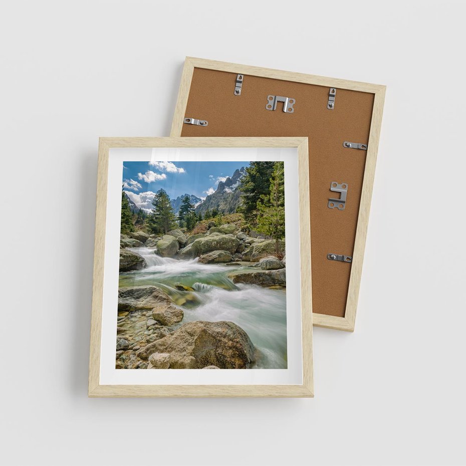 Plakat w ramie 40x50 - Górski strumyk w harmonii - strumyk, górski - rama drewno