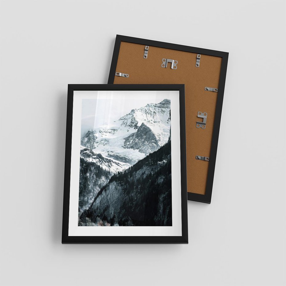 Plakat w ramie 30x40 - Góry w Zimowym Uścisku - góry, ośnieżone szczyty - rama czarna
