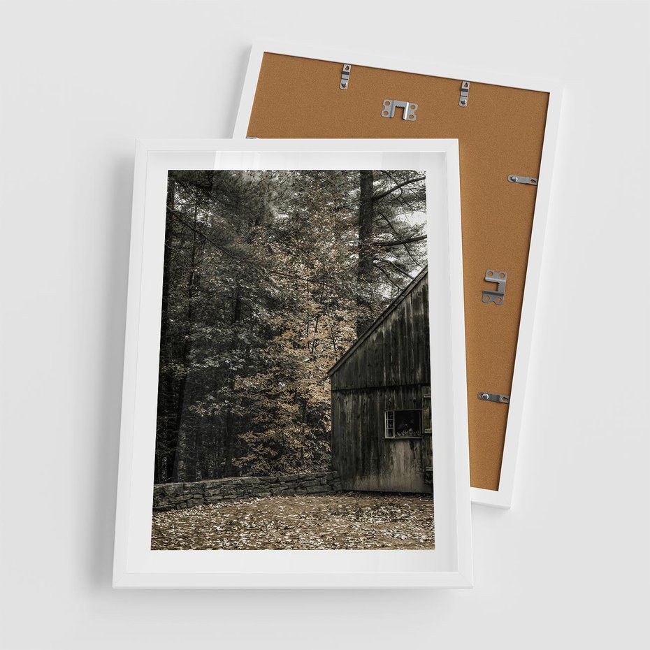 Plakat w ramie 50x70 - Dom w Lesie - chatka w lesie, górski domek - rama biała