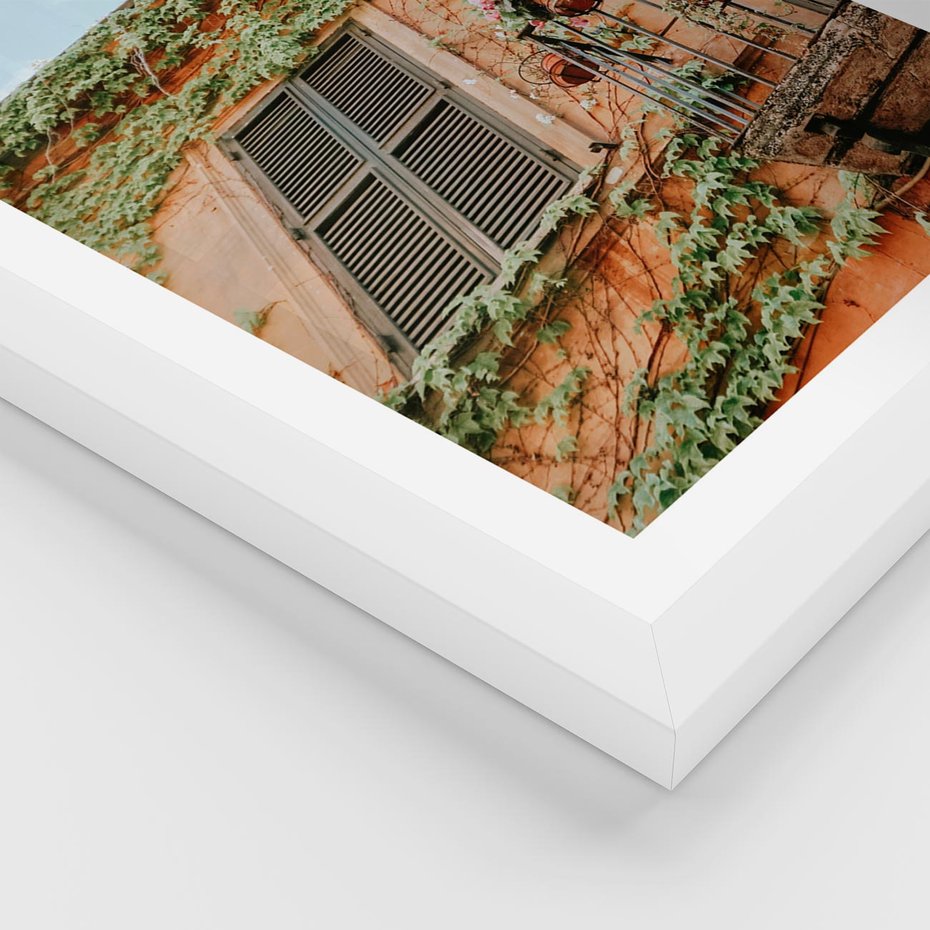 Plakat w ramie 30x40 - Okno do włoskich budynków - włoskie, budynki - rama biała