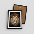 Plakat w ramie 30x40 - Król zwierząt w majestatycznym stylu - lew, król - rama czarna