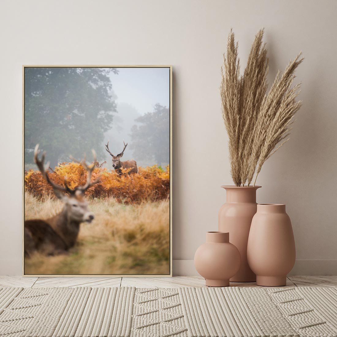 Obraz w ramie 50x70 - Malownicza Harmonia - jelenie, jesień - rama drewno