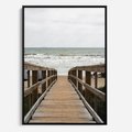 Obraz w ramie 50x70 - Morze i drewniany pomost - morze, pomost - rama czarna