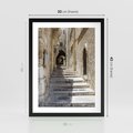 Plakat w ramie 30x40 - Urok uliczki: perspektywa miasta - uliczka, perspektywa - rama czarna