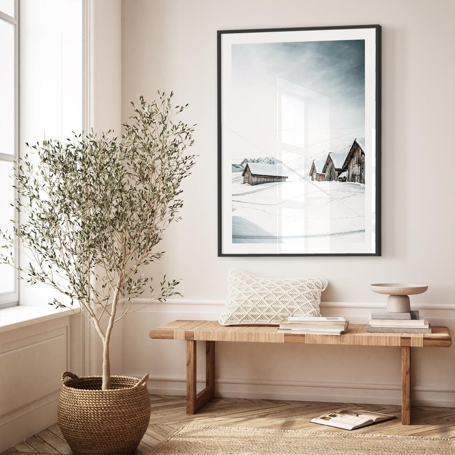 Plakat bez ramy 50x70 - Zima w Domkach: Urok Śnieżnej Scenerii - domki w śnieżnym krajobrazie