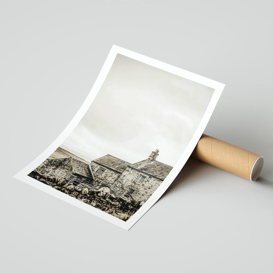 Plakat bez ramy 21x30 - Kamienny Dom w Odcieniach Sepii - stary kamienny dom, odcienie sepii