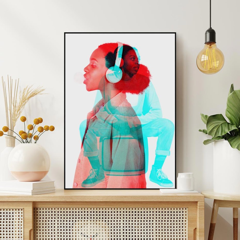 Obraz w ramie 70x100 - Rytmy Wspomnień - kolaż zdjęć, kobieta - rama czarna