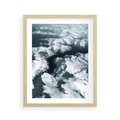 Plakat w ramie 40x50 - Ośnieżone Szczyty z Wysoka - ośnieżone szczyt górskie, zdjęcie z lotu ptaka - rama drewno