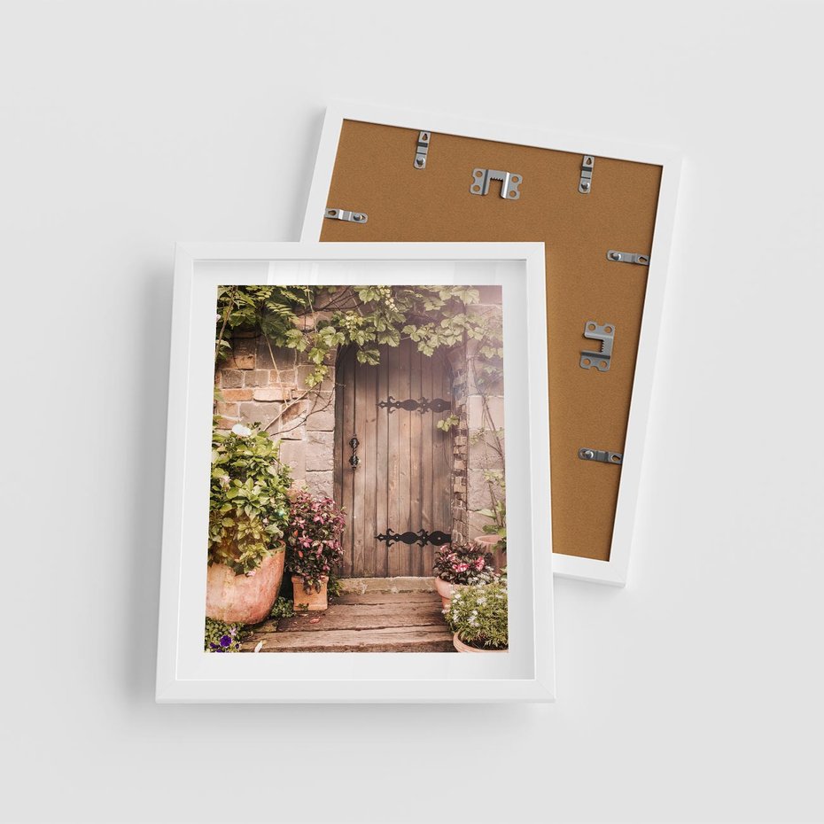 Plakat w ramie 40x50 - Wyjątkowy Klimat - drzwi, stare - rama biała