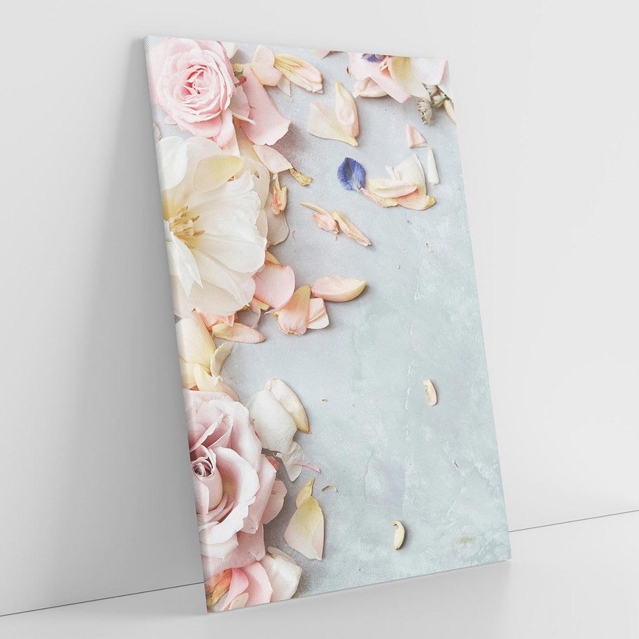 Obraz na płótnie 70x100 - Róże: kwiatowy urok - róże, kwiaty