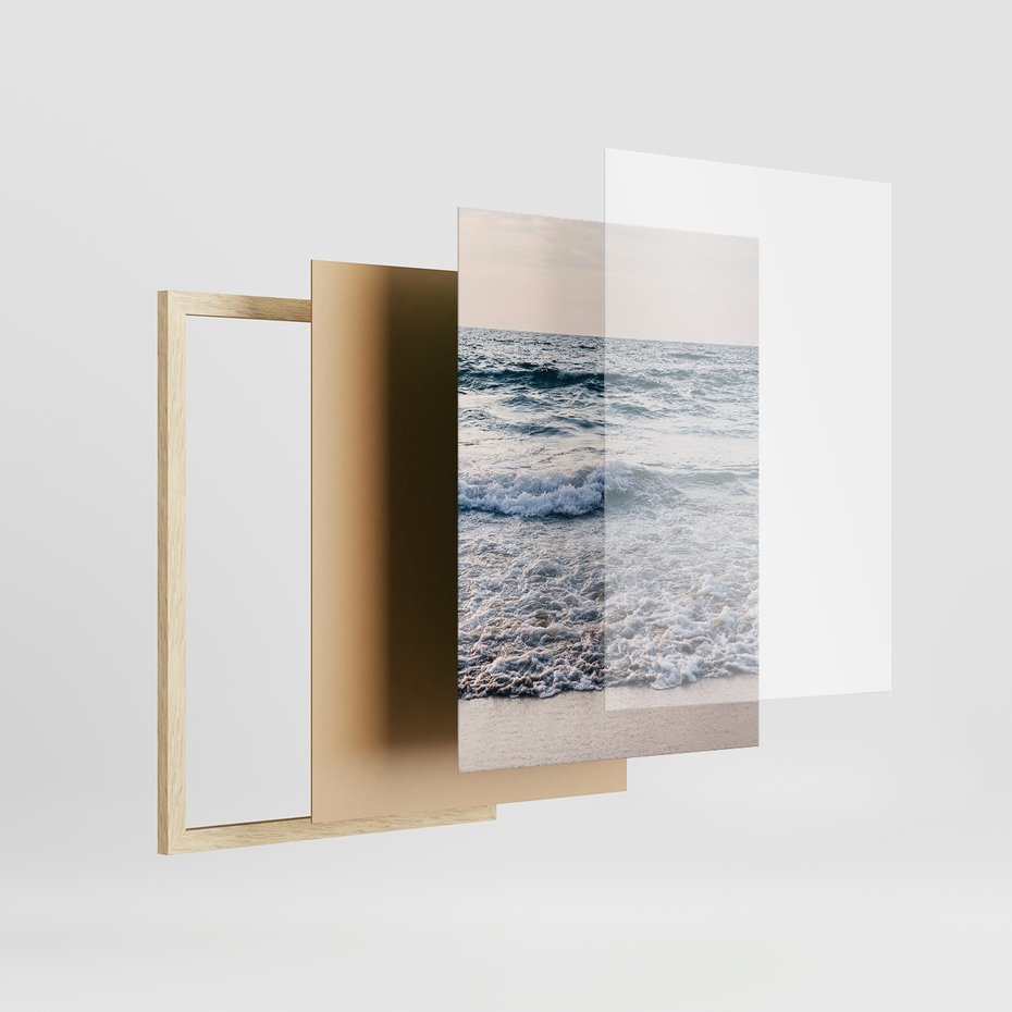 Zestaw obrazy w ramie 50x70 galeria - Plaża, piasek, ślady, kapelusz - rama drewno