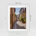 Plakat w ramie 40x50 - Uliczka Wakacyjnego Miasteczka - uliczka, wakacje - rama biała