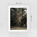 Plakat w ramie 40x50 - Dom w Lesie - chatka w lesie, górski domek - rama biała