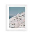 Plakat w ramie 40x50 - Śródziemnomorski Urok - zdjęcie Santorini, białe budynki - rama biała