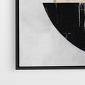 Obraz w ramie 70x100 - Biało-Czarne Formy - nowoczesna geometria, koło - rama czarna