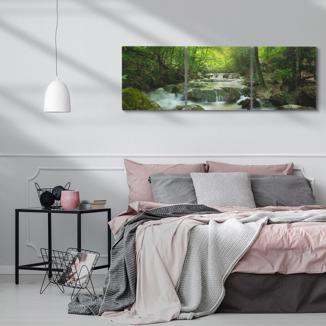 Obraz na płótnie 120x40 - Ukojenie strumienia: Spotkanie z naturą - strumyk, las