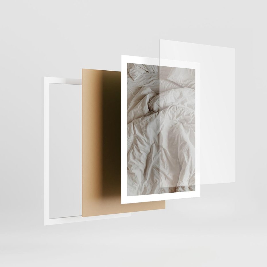 Plakat w ramie 50x70 - Spokojna Noc - biała pościel, zdjęcie do sypialni - rama biała