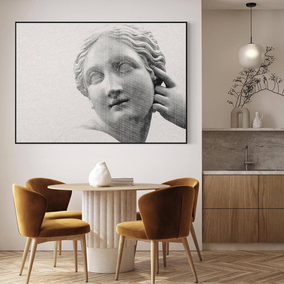 Obraz w ramie 70x50 - Szarość w Kamieniu - monochromatyczna marmurowa rzeźba, odcienie szarości - rama czarna