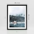 Plakat w ramie 40x50 - Biały Domek - domek w górach, zima - rama czarna