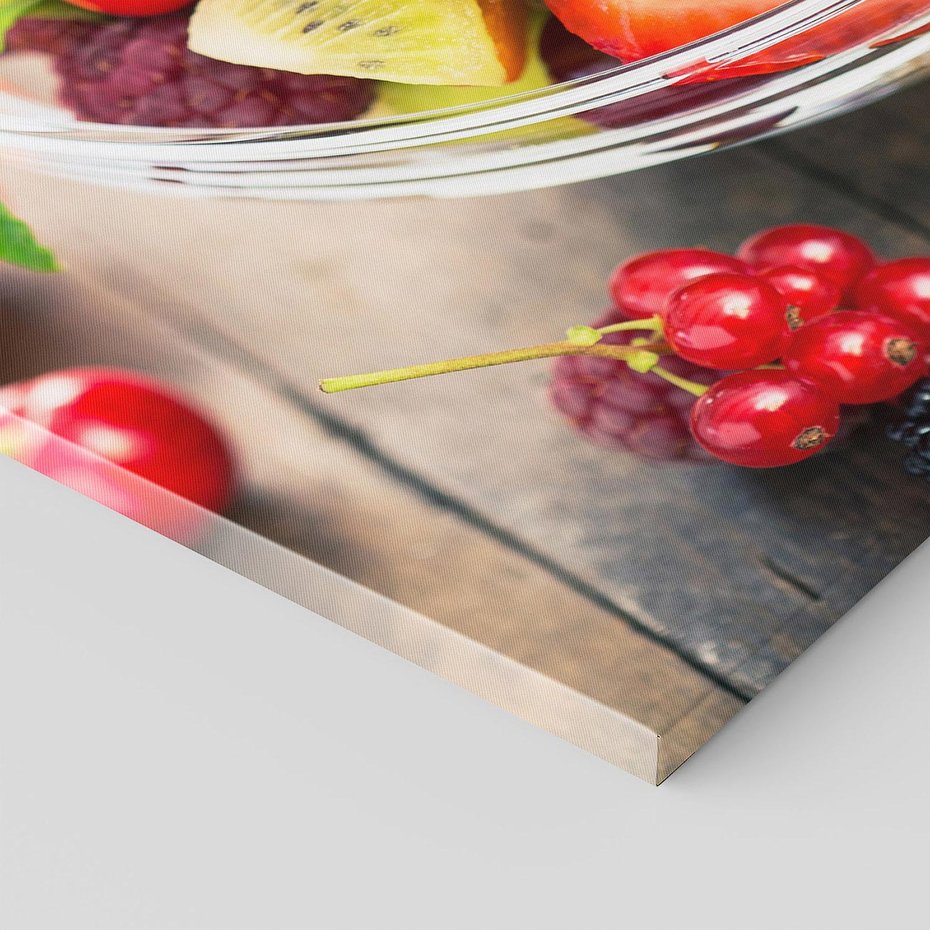 Obraz na płótnie 70x100 - Kulinarne rozkosze - miska, owoce