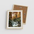 Plakat w ramie 40x50 - Jesienny wodospad w lesie - wodospad, las - rama drewno