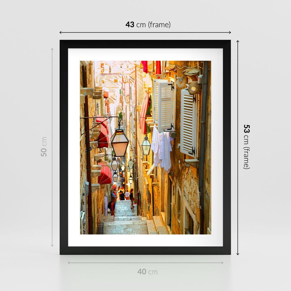 Plakat w ramie 40x50 - Odkryj tajemnice miasta - uliczka, perspektywa - rama czarna