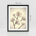 Plakat w ramie 40x50 - Elegancja Natury - magnolia, białe - rama czarna