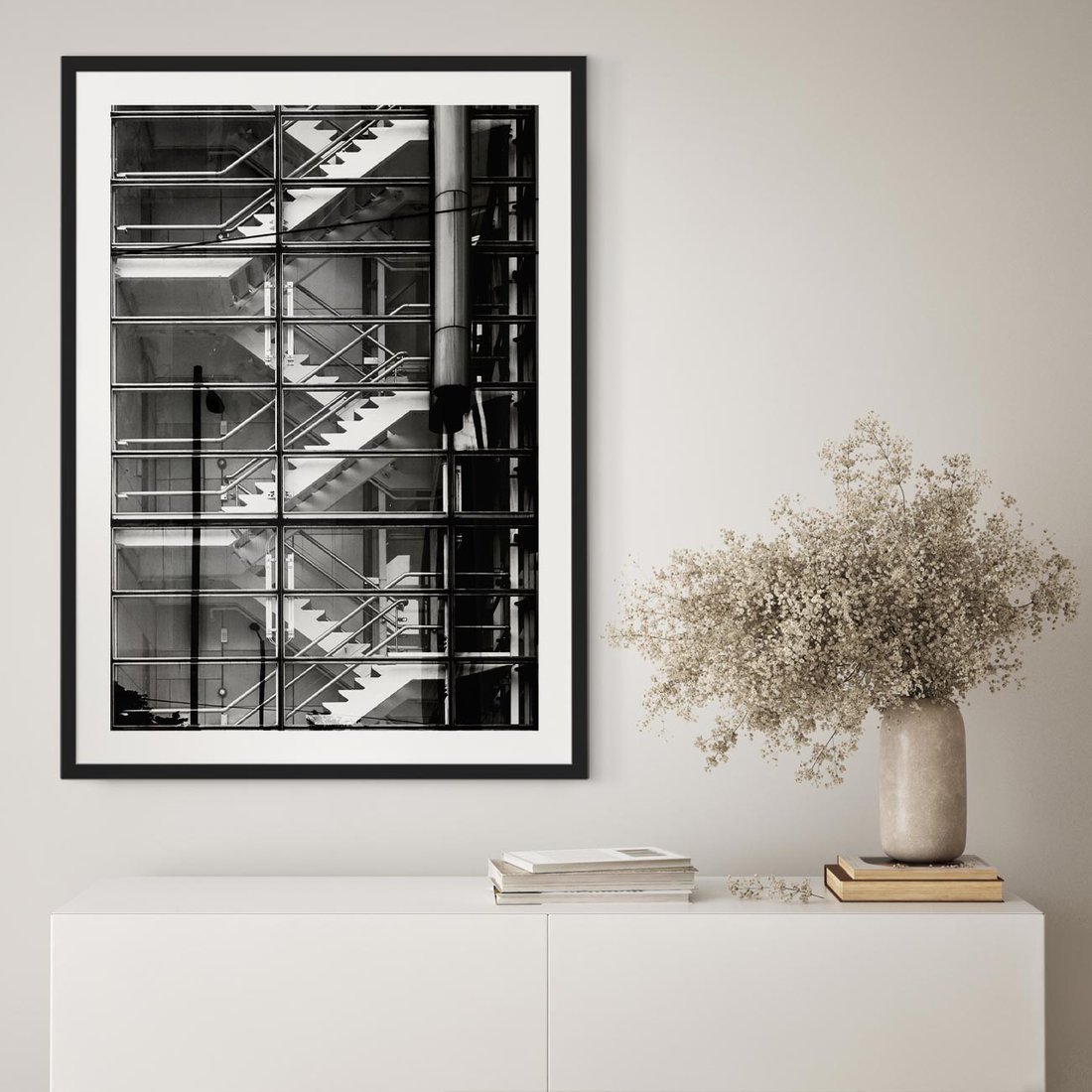 Plakat w ramie 50x70 - Schody do architektonicznej przestrzeni - schody, architektura - rama czarna