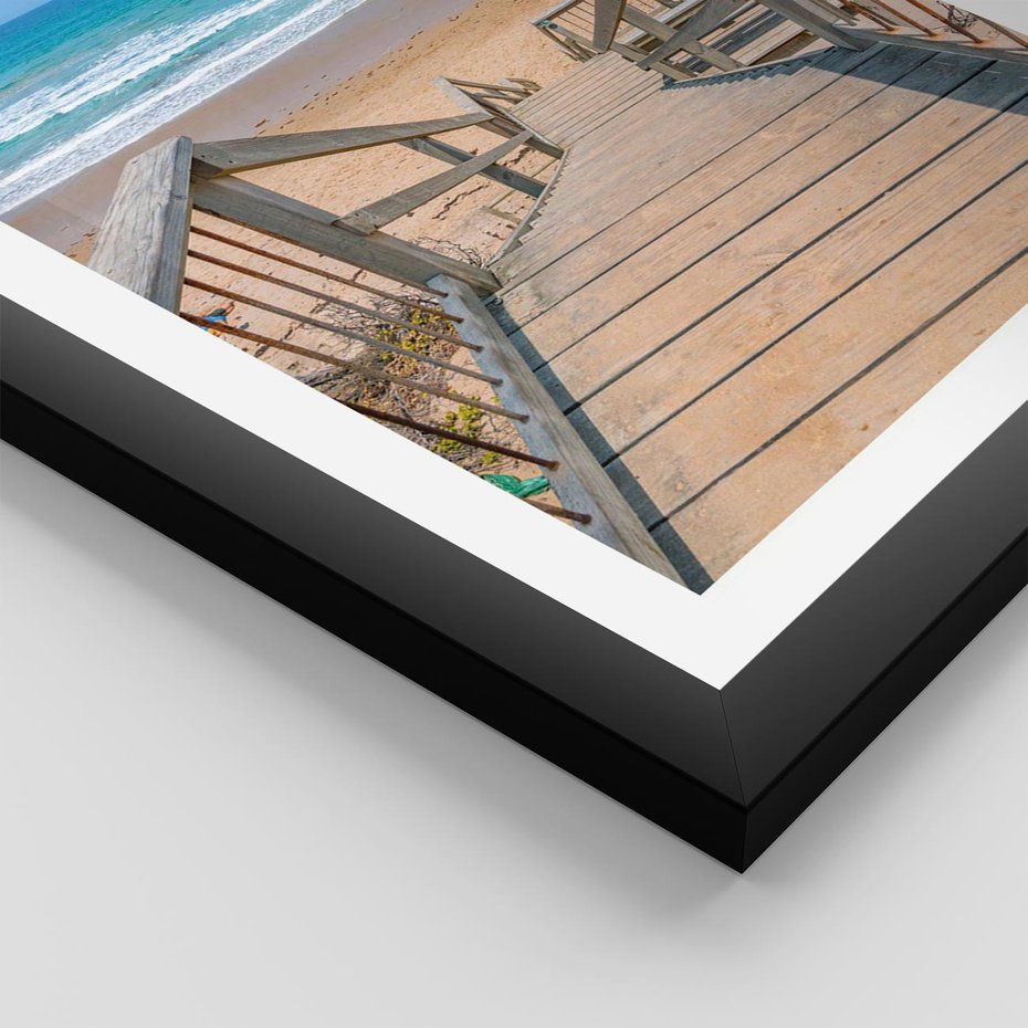 Plakat w ramie 40x50 - Pomost ku Morzu - pomost na plaży, morze - rama czarna
