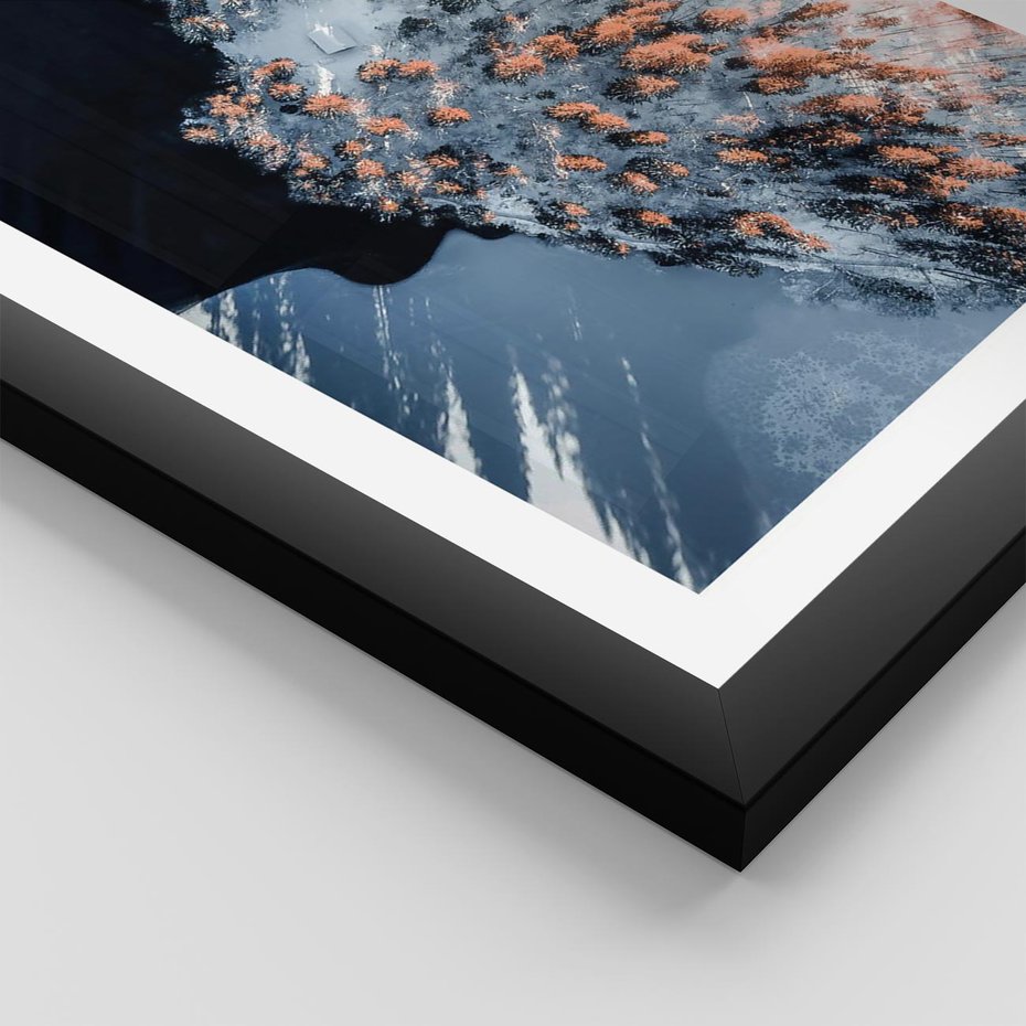 Plakat w ramie 40x50 - Lot Ptaka - zima, zimowy krajobraz - rama czarna