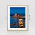 Plakat w ramie 40x50 - Mostowe miasto nocą - miasto, most - rama drewno