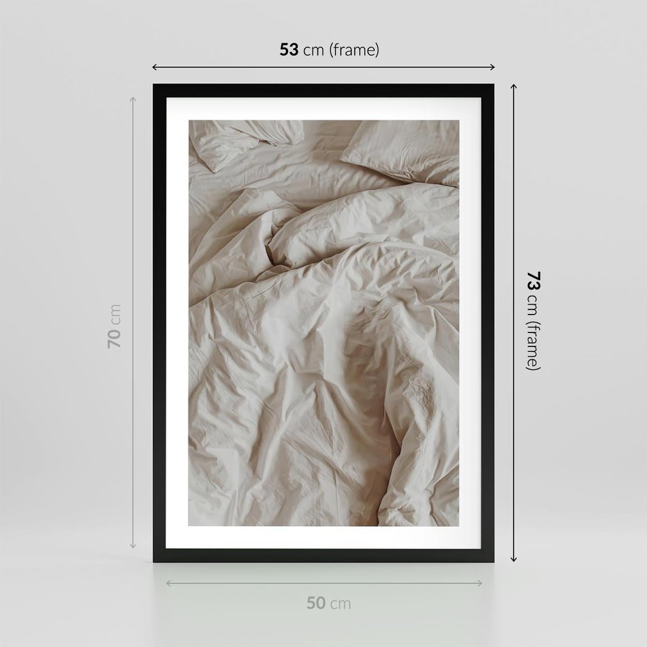 Plakat w ramie 50x70 - Spokojna Noc - biała pościel, zdjęcie do sypialni - rama czarna