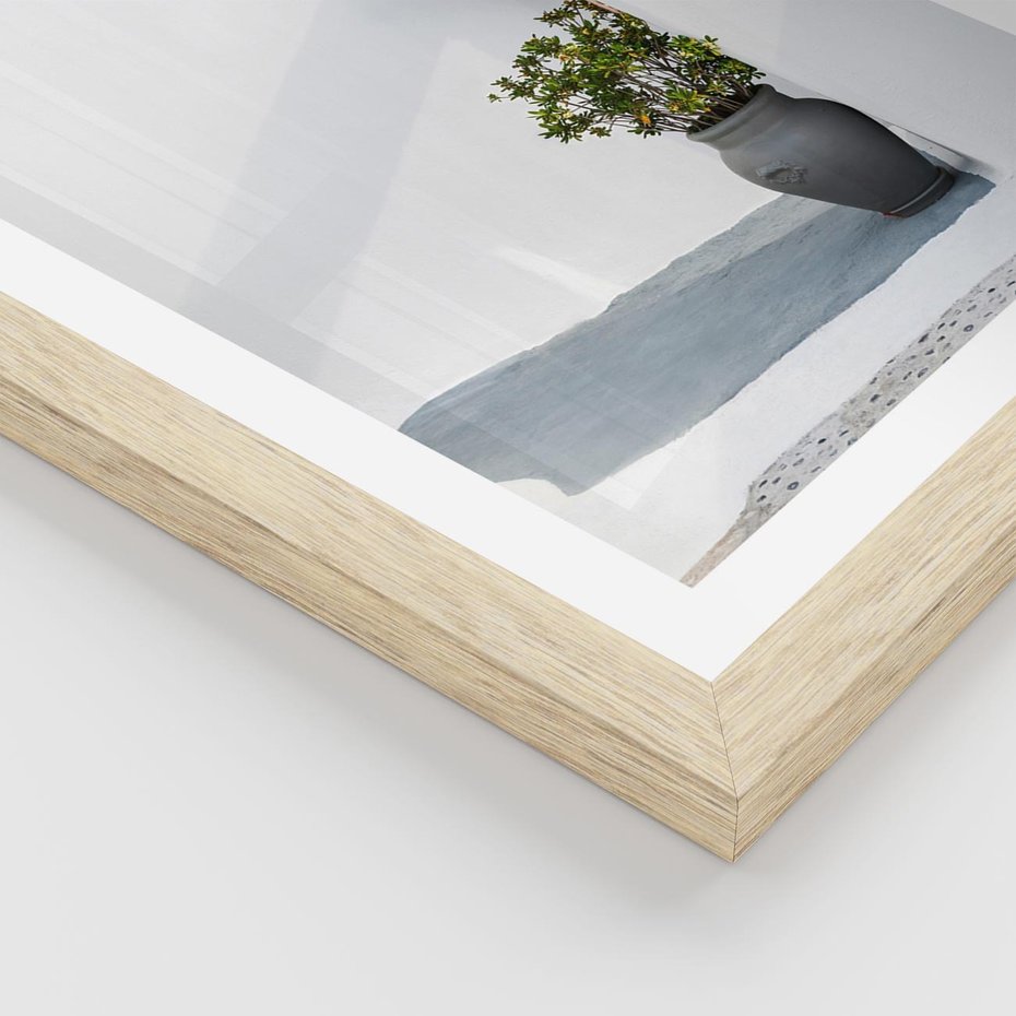 Plakat w ramie 30x40 - Błękitne wybrzeże - Santorini, Grecja - rama drewno
