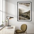 Plakat bez ramy 30x40 - Domki w Górach - czarno biała fotografia, górski pejzaż