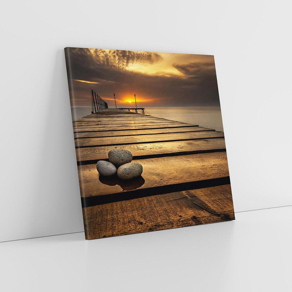 Obraz na płótnie 70x70 - Zachód Słońca nad Molo: Magia Morza - zachód, słońca