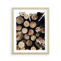 Plakat w ramie 40x50 - Siła Drewna - ścięte drewno, belki drewna ułożone jedna na drugiej - rama drewno