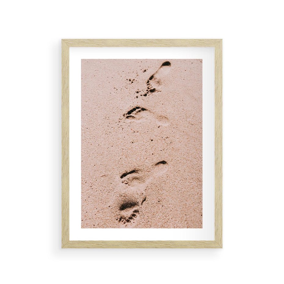 Plakat w ramie 30x40 - Ślady na Piasku - piasek, plaża - rama drewno
