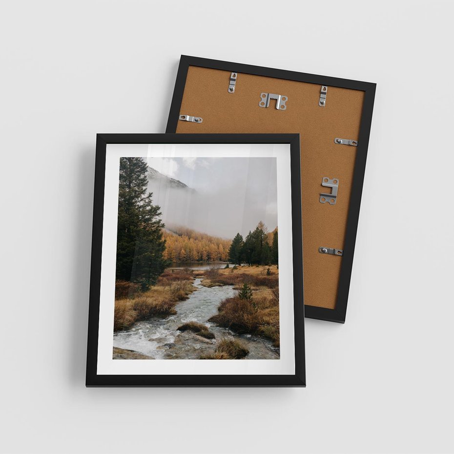 Plakat w ramie 40x50 - W Górskiej Dolinie - artystyczna fotografia, las - rama czarna